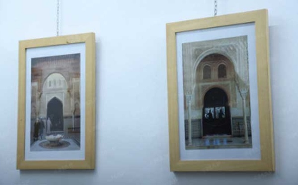 "Fès et Grenade, les villes magiques": Une exposition en miroir du patrimoine arabo-andalou signée Rafael Carmona