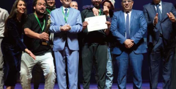 La pièce "3D" remporte le Grand Prix du Festival national de théâtre de la jeunesse Mohammed El Jem