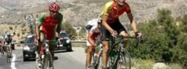 Les équipes nationales seniors et juniors de cyclisme en concentration à Ifrane