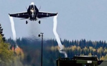 La Finlande coupe une nationale pour faire atterrir ses avions de chasse