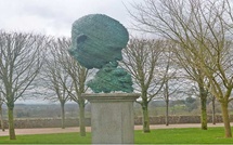 Histoire et pouvoir : Une culture est une production collective qui répond à des besoins particuliers Histoire et pouvoir : Une culture est une production collective qui répond à des besoins particuliers