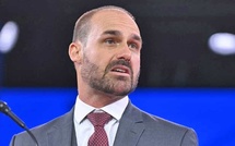 Eduardo Bolsonaro,  instigateur au nom du père
