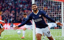 Un hat-trick de Saibari propulse le PSV en tête du classement