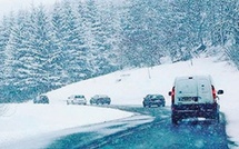 Chutes de neiges et fortes pluies et rafales de vent jusqu’à mercredi