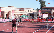 Match d’exhibition sur la Place Jemaa El Fna devant un large public