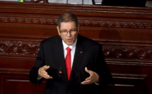 Le Parlement tunisien retire la confiance au gouvernement de Habib Essid